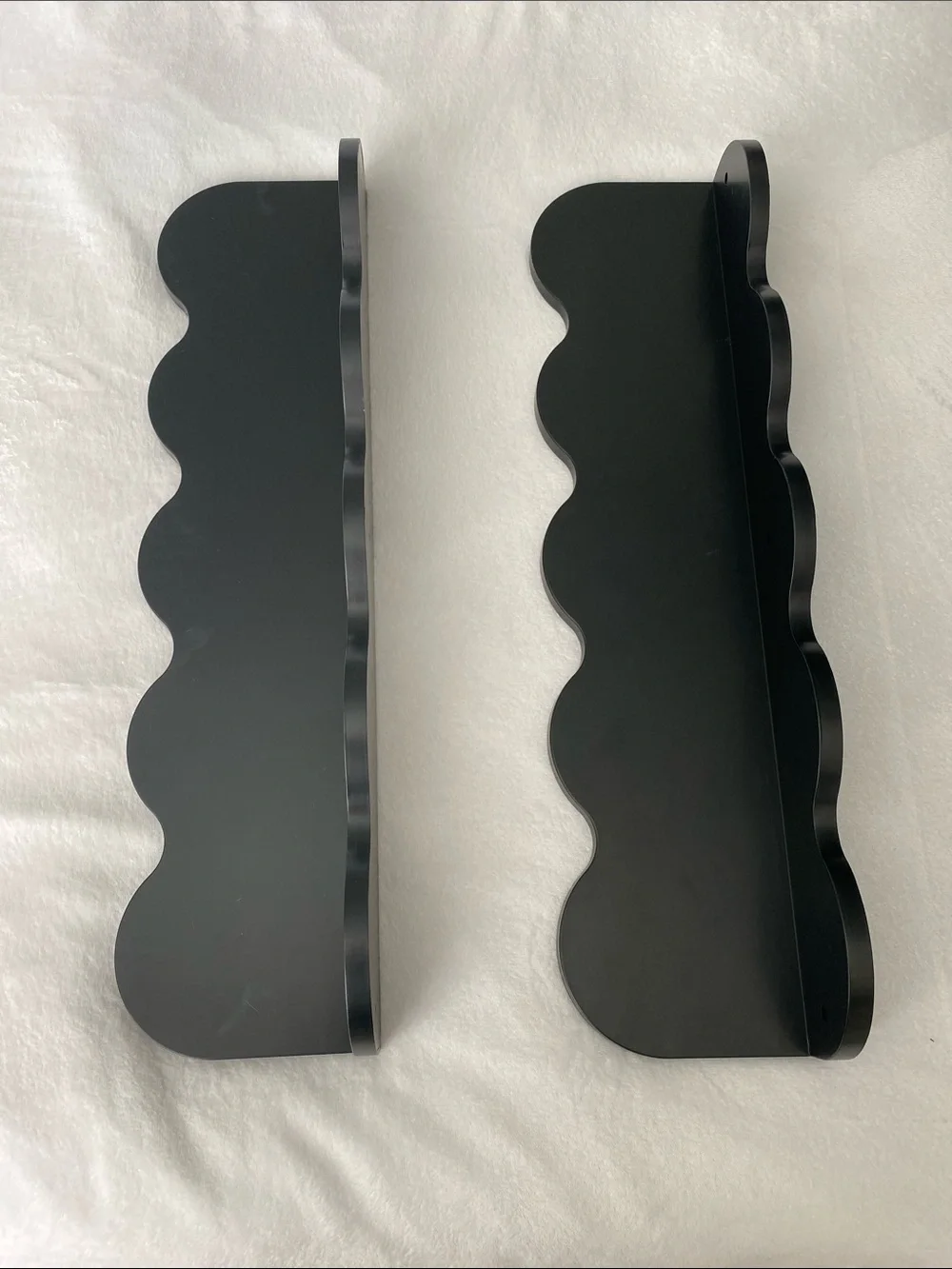 Brand new scallop wall shelves set of 2